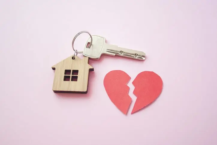 Cover image for post with title Selling a House After Divorce Agreement | Redy